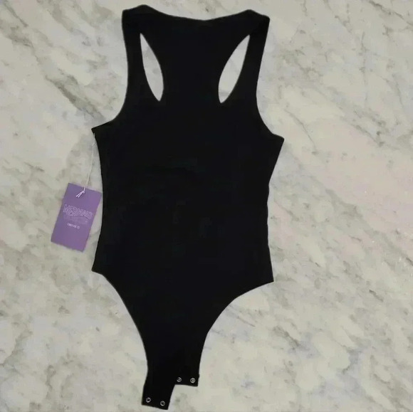 Sea Shell Black Body Suit ๐ - Picture 2 of 9